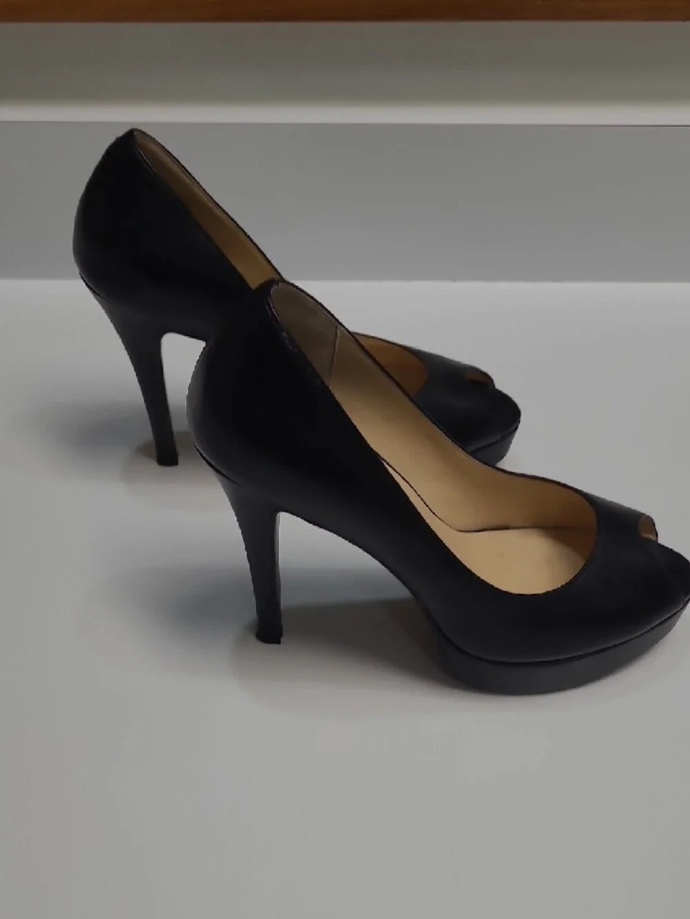 Cole Haan Black Leather Peep-Toe Heels Featuring Nike Air Technology - Size 6.5